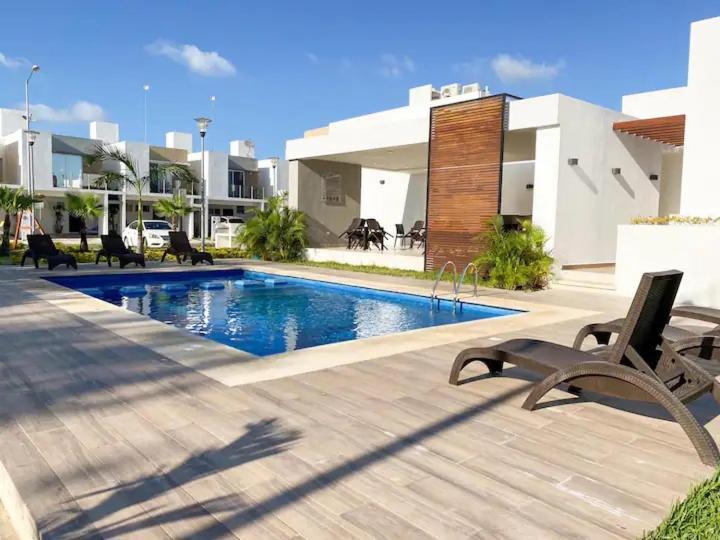 Elegante Y Preciosa Casa Con Excelente Ubicacion Villa Cancún Exterior foto